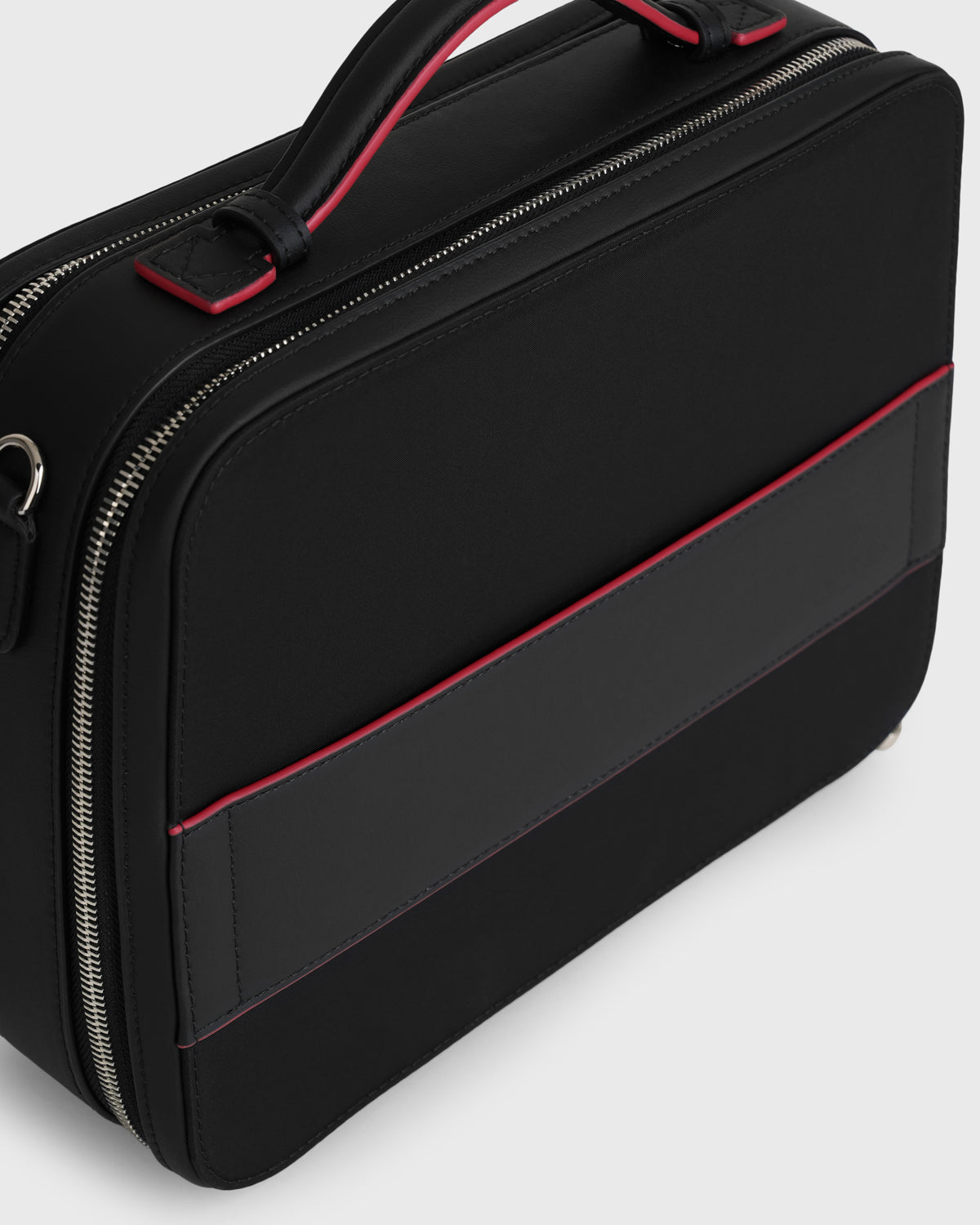 TOS x BYD Travel Organiser