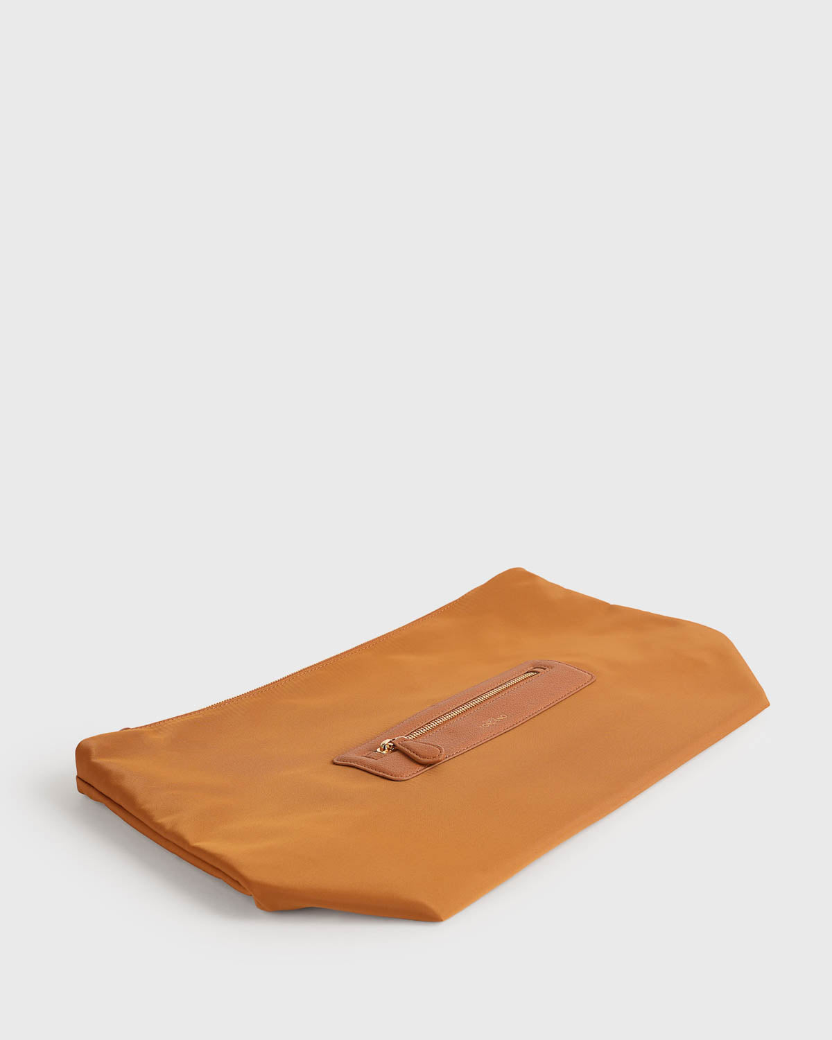 Aimee Travel BiB (Light Brown)