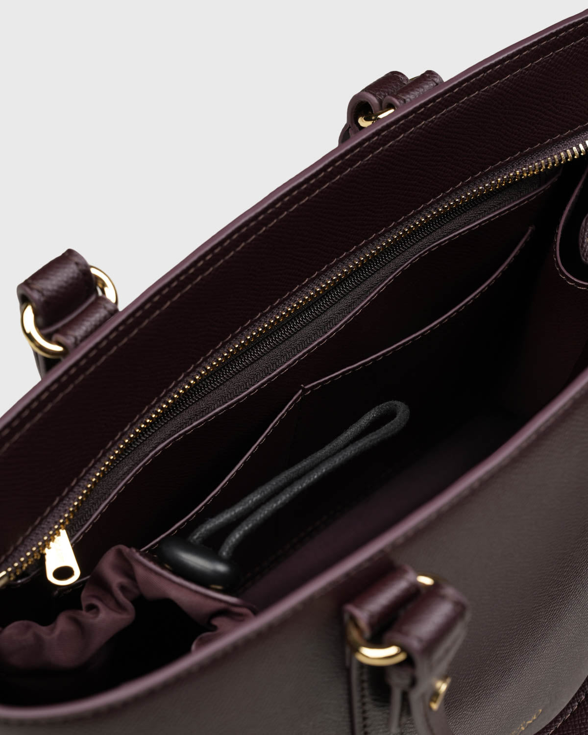 Hanna Top Handle (Plum)