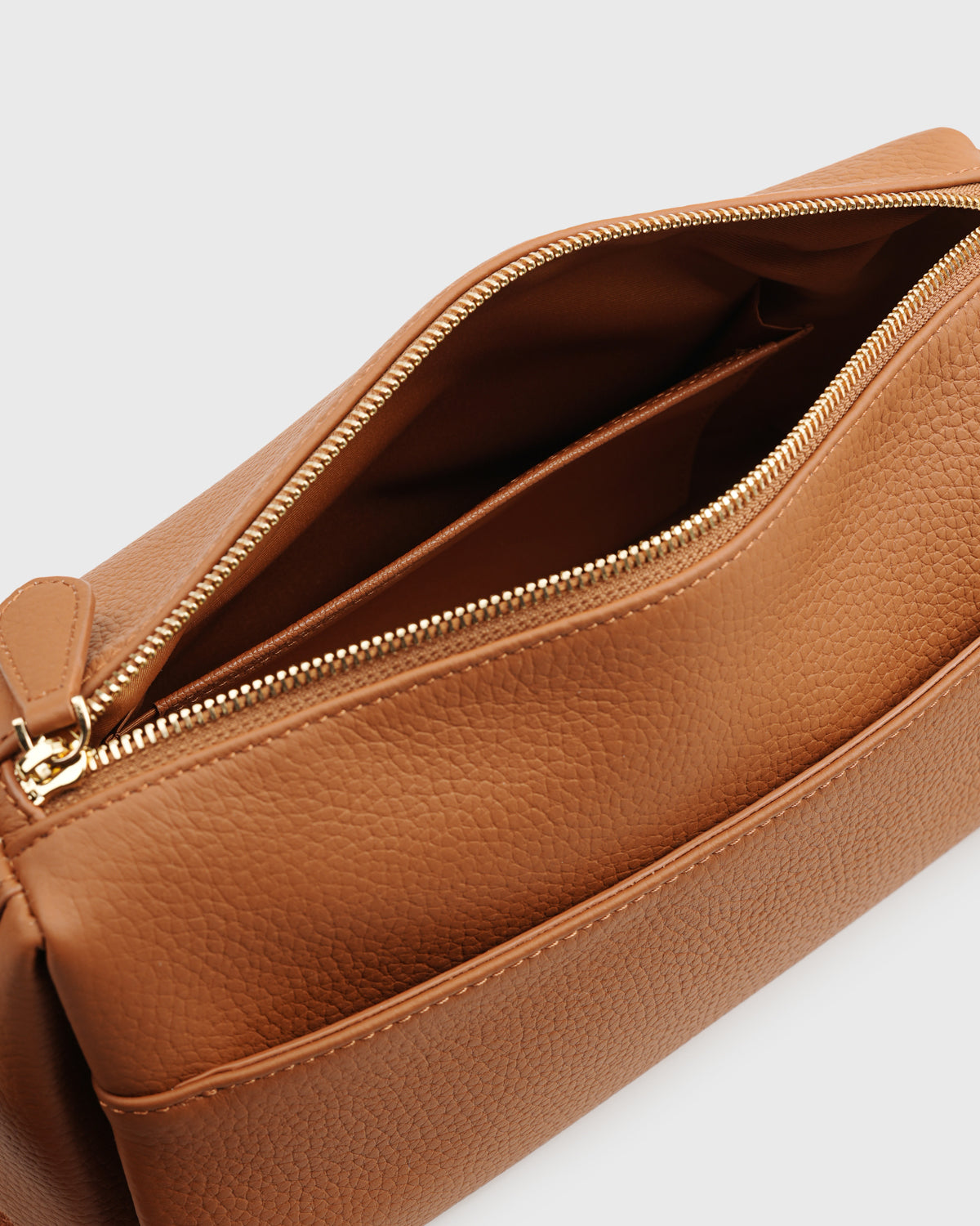 Marlows Oblong Shoulder Bag (Camel)