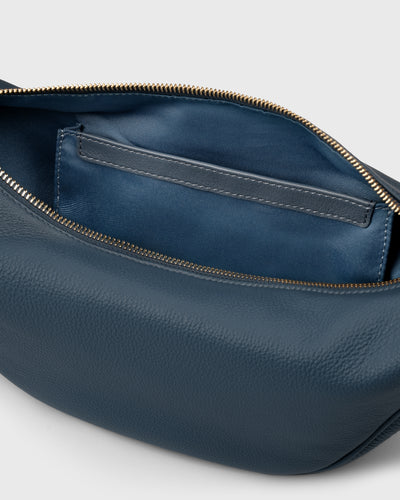 Rey Shoulder Bag (Navy) | Pre-order