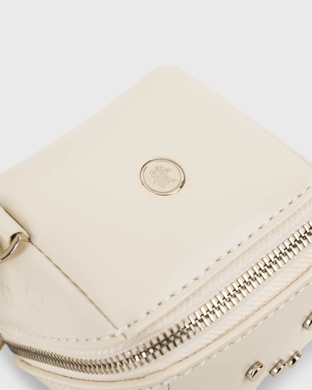 The Lucky Roll (Cream)