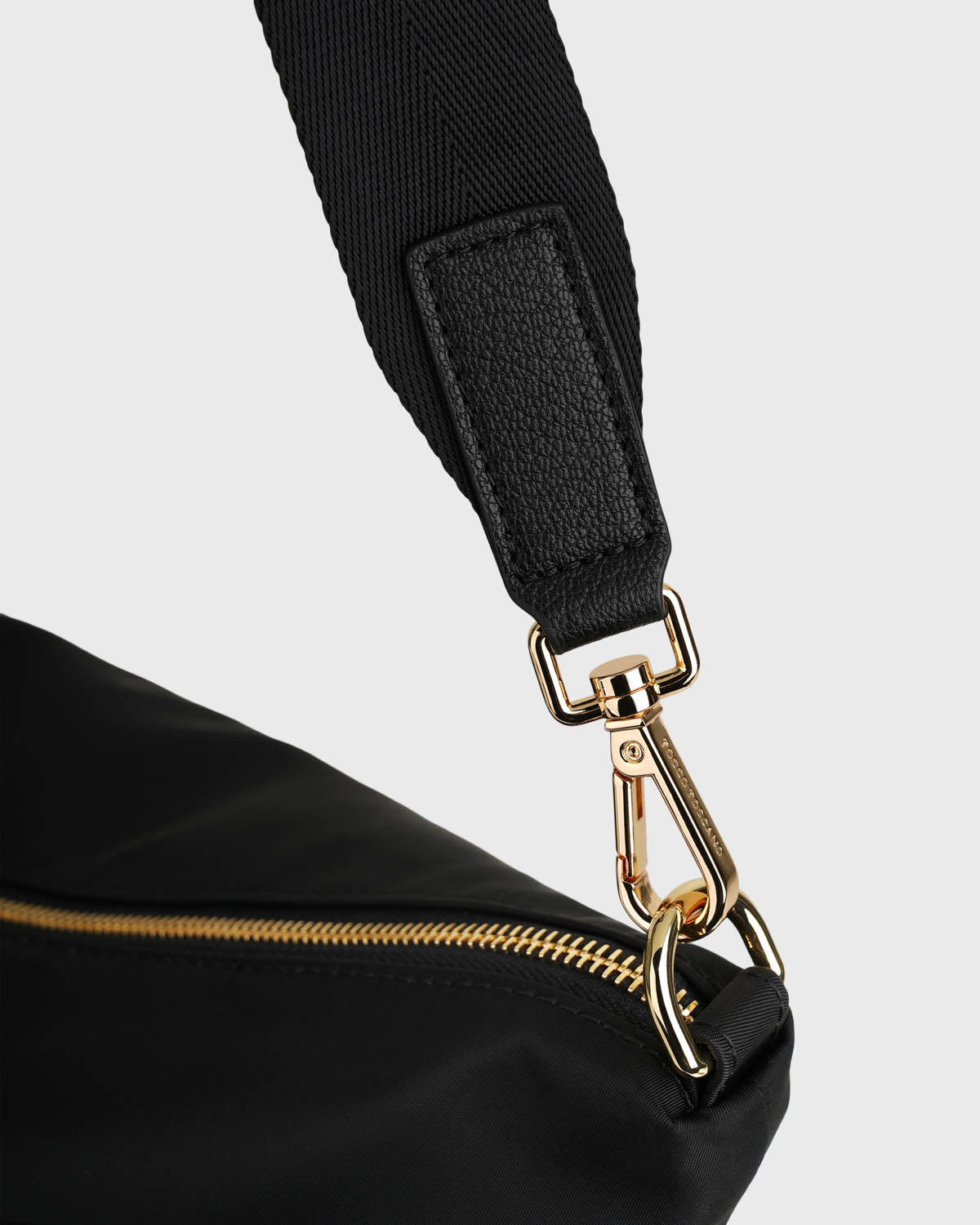 Aimee Travel BiB (Black)