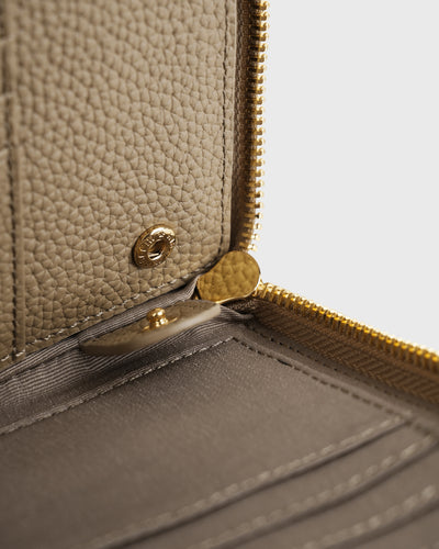 Aimee L-zip Wristlet Clutch (Taupe)