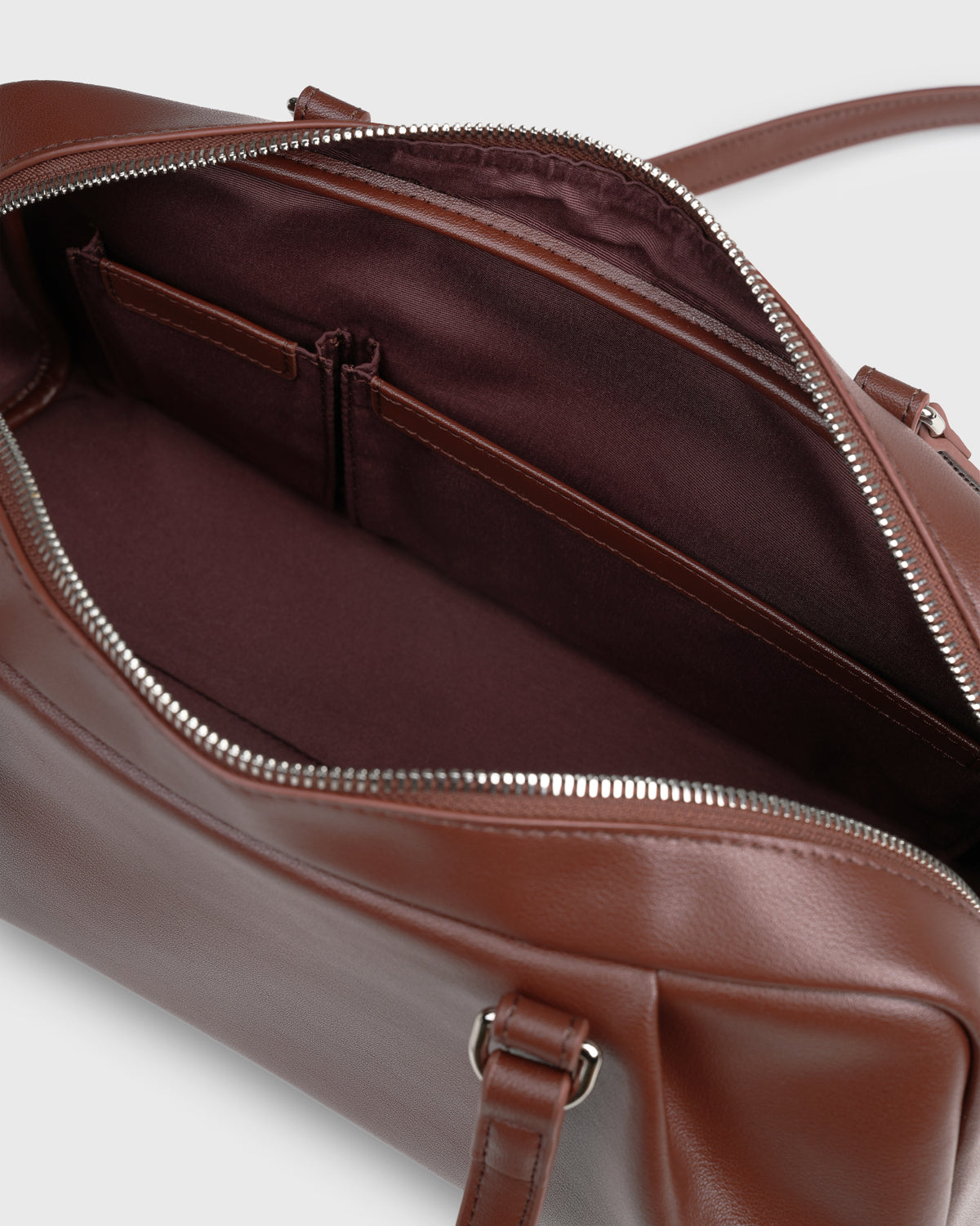 Juni Bowler Bag (Burgundy)