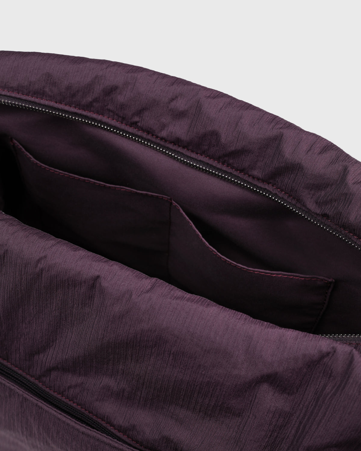 Sonya Shoulder Bag Grand	(Plum)