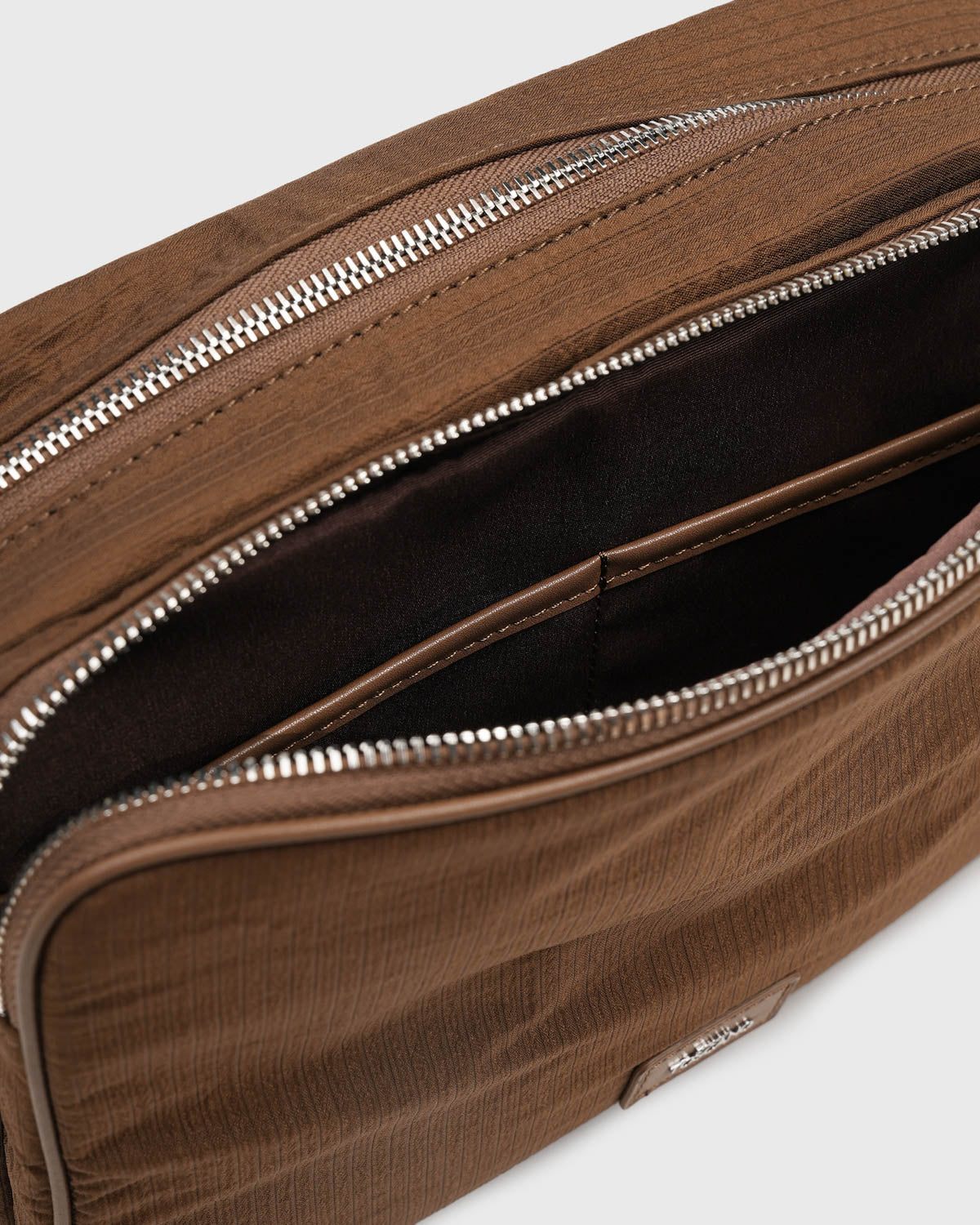 Sonya Everyday Sling (Chocolate)