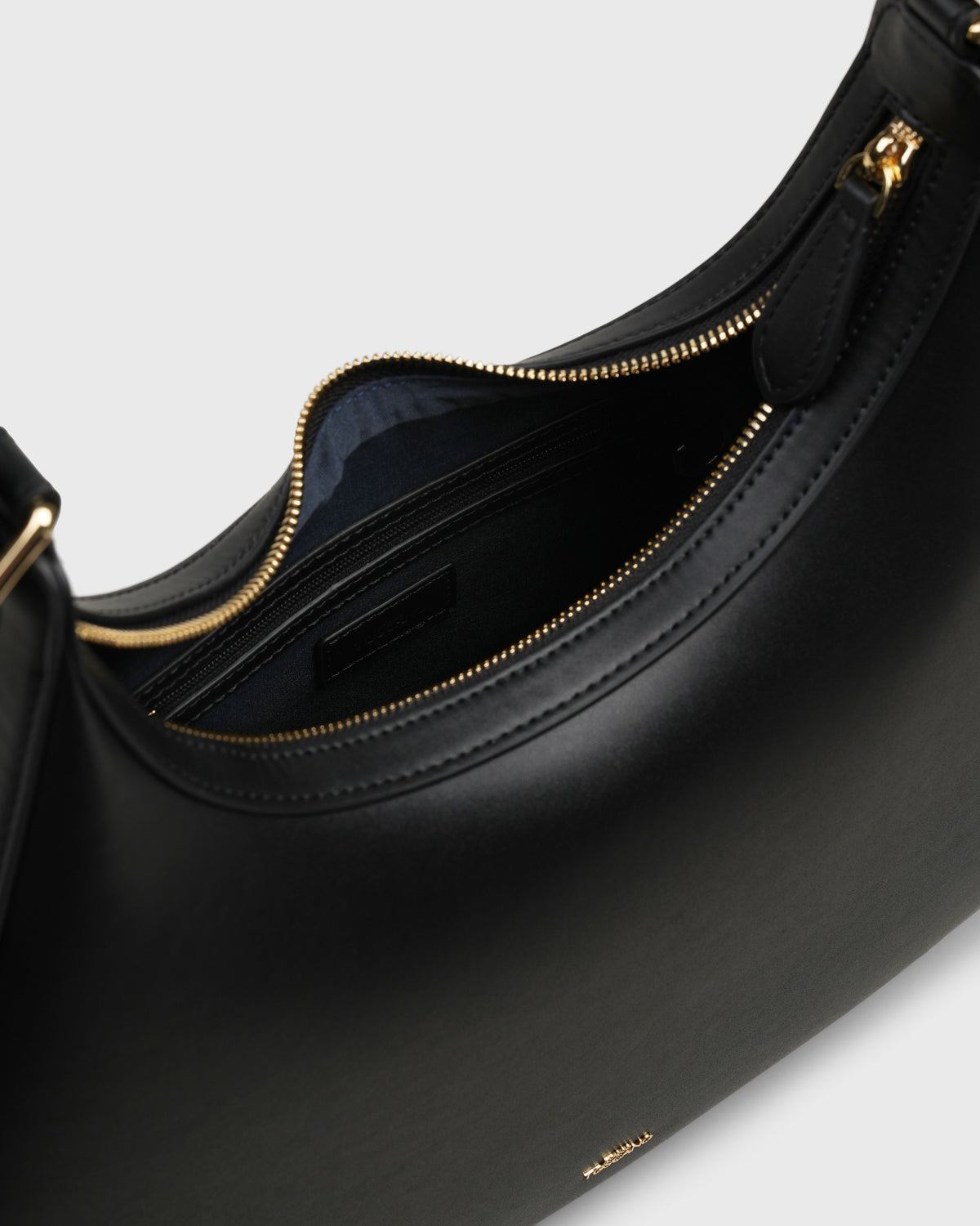 Nova Structured Hobo (Black)