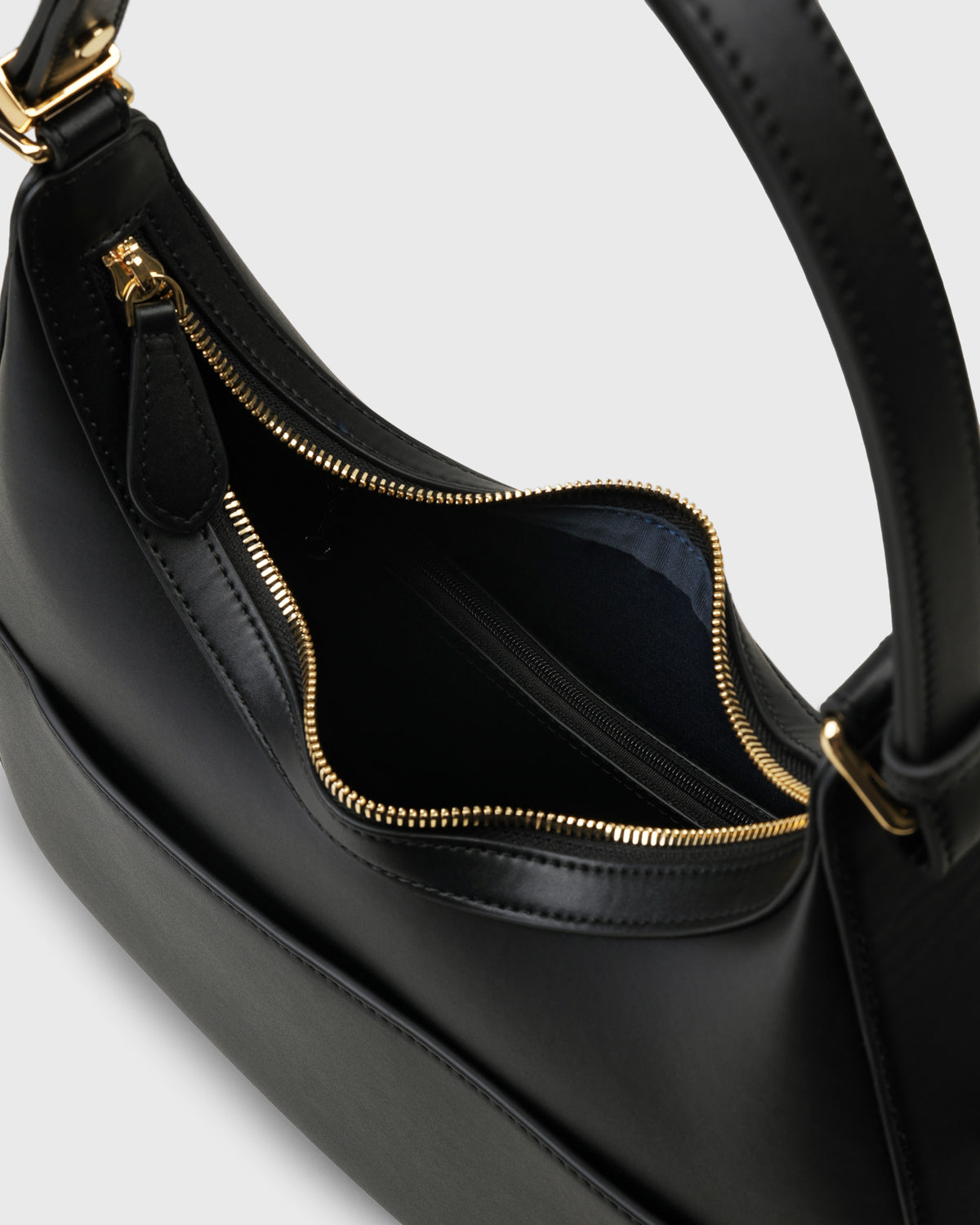 Nova Structured Hobo (Black)