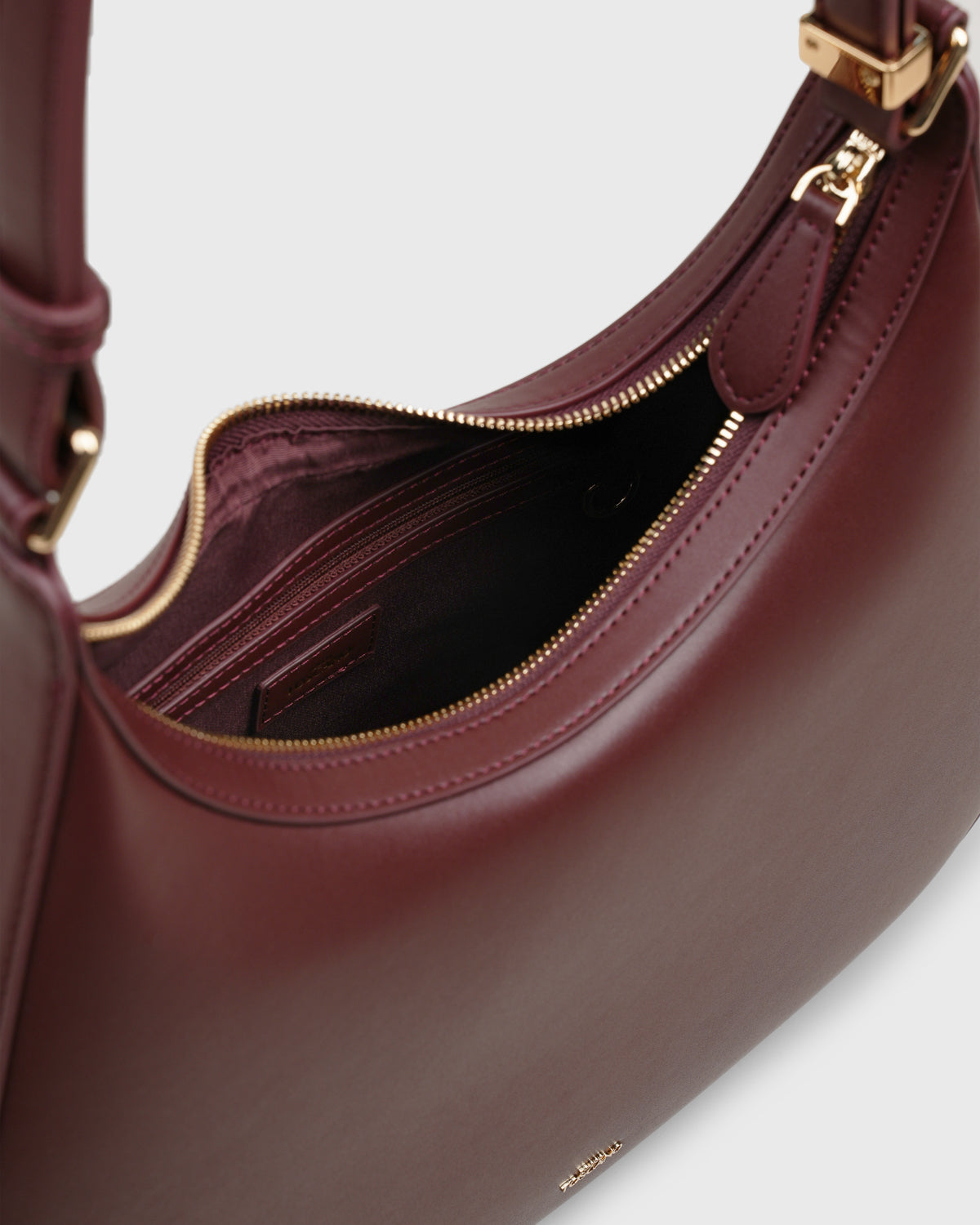 Nova Structured Hobo (Wine)