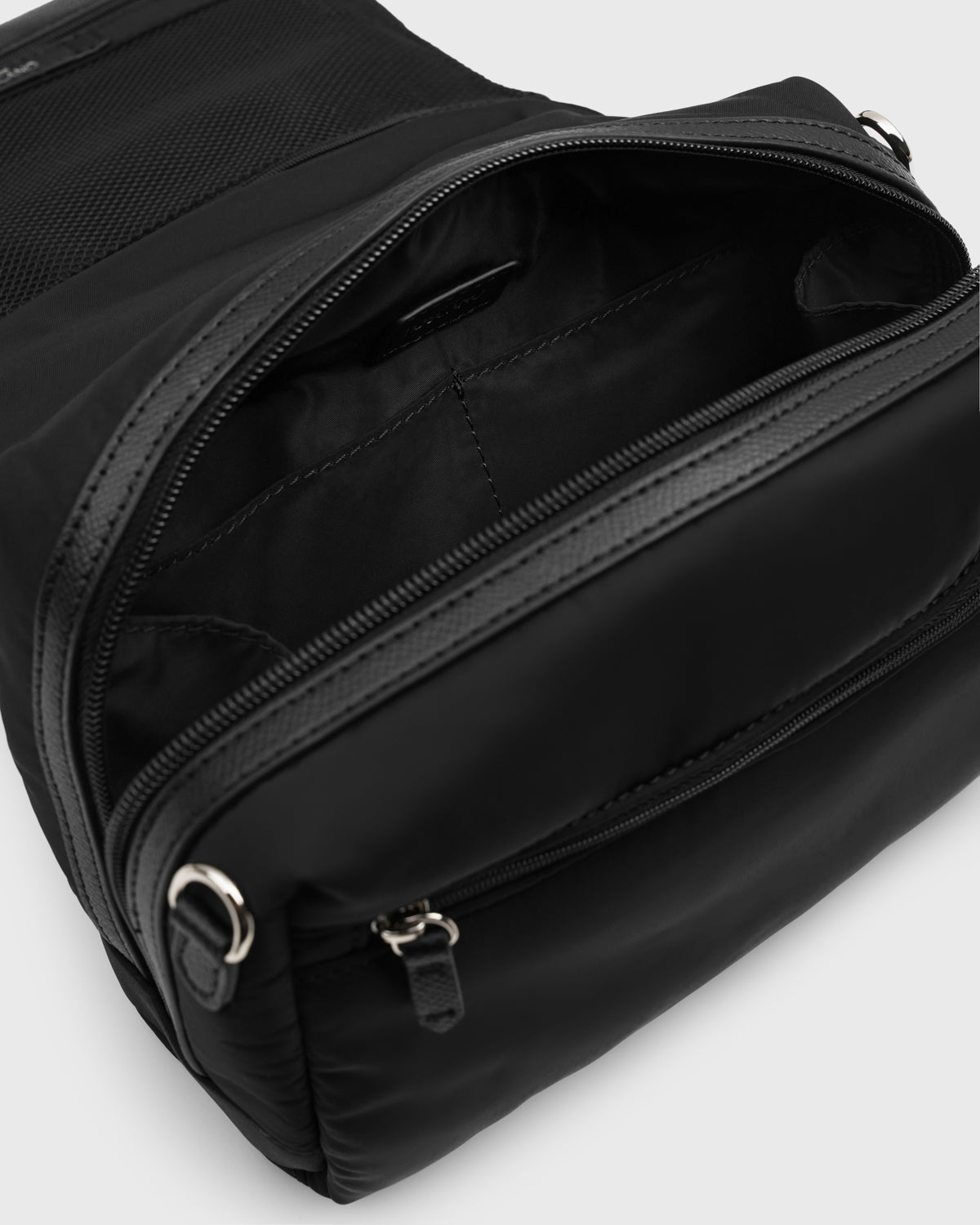 Elle Toiletry Bag (Black)