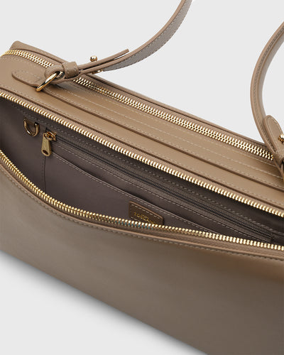 Savina Shoulder Bag (Mocha)