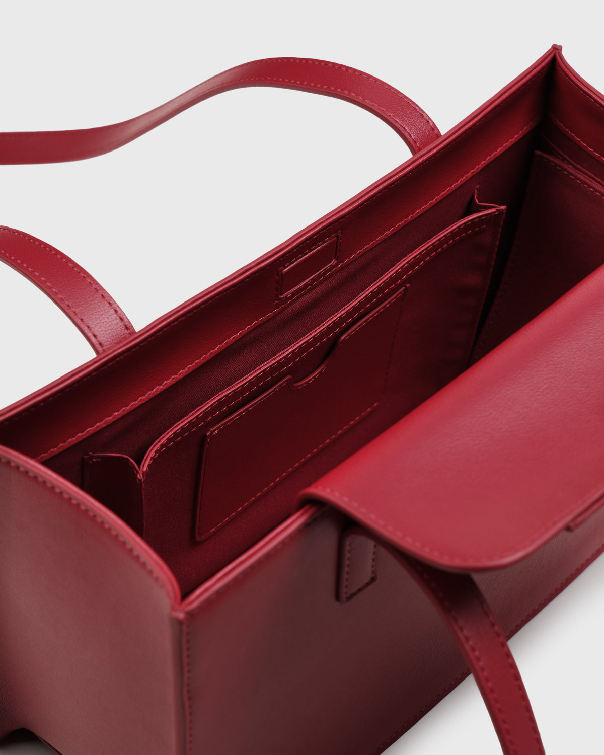 Tessa Shoulder Bag (Scarlet)