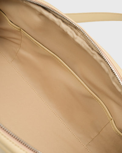 Mera Shoulder Bag (Crema)