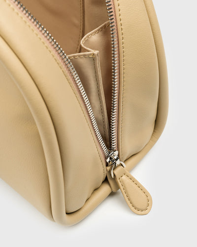 Mera Shoulder Bag (Crema)