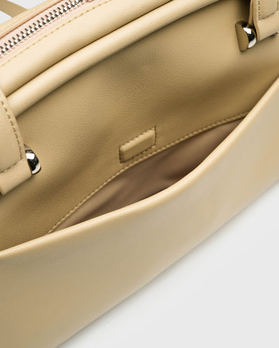 Mera Shoulder Bag (Crema)
