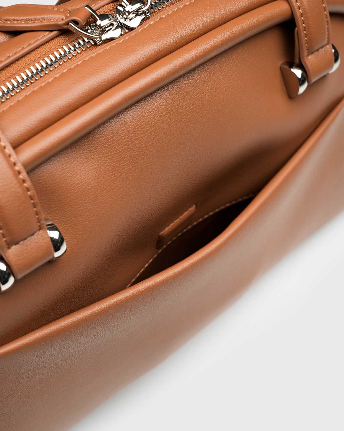 Mera Shoulder Bag (Tan)