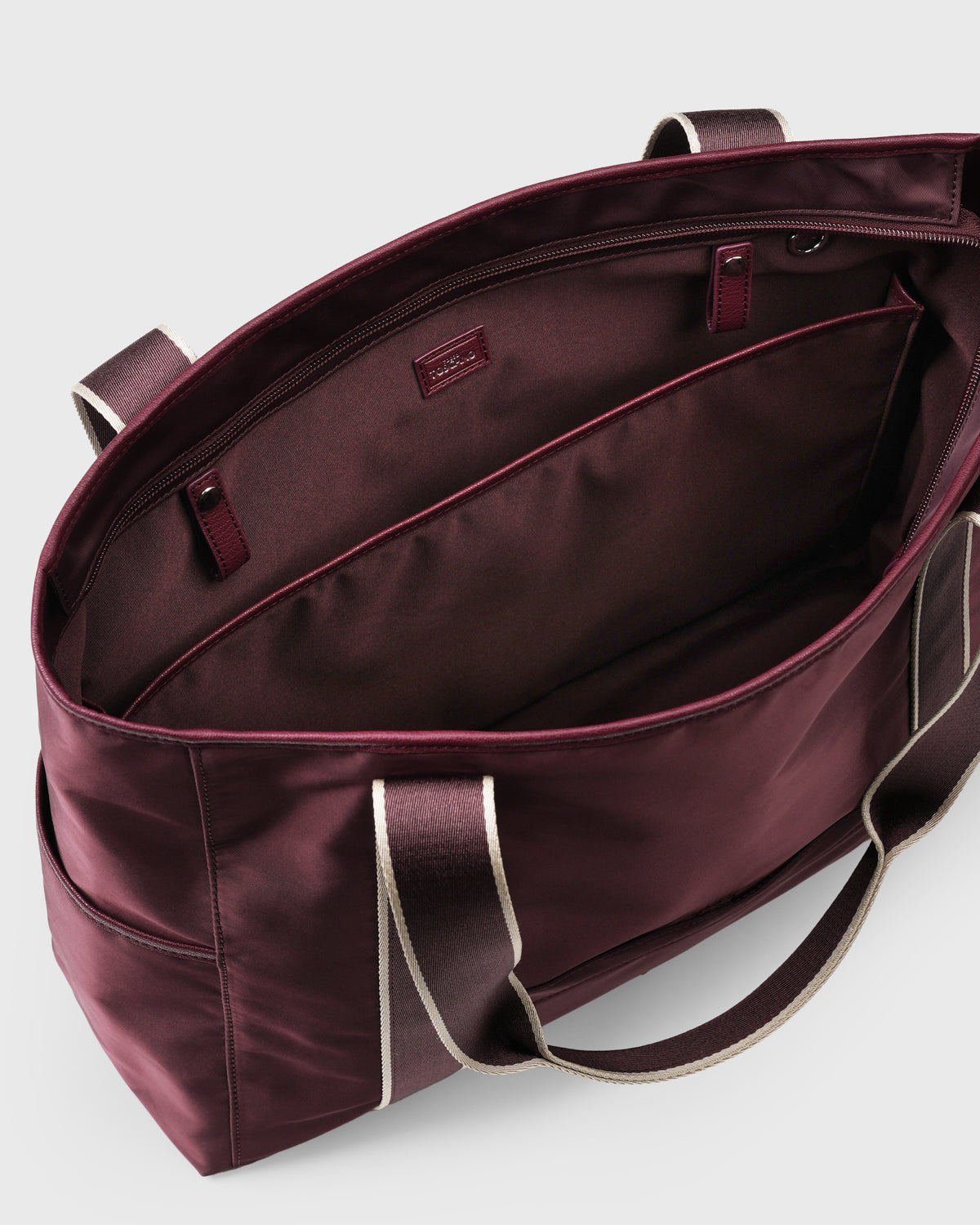 Vivi Tote	(Plum)