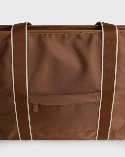 Vivi Tote	(Chocolate)