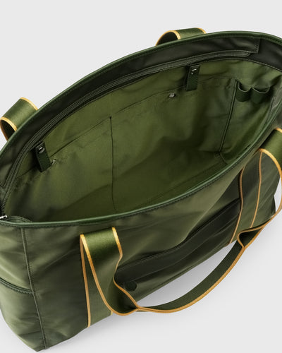 Vivi Tote	(Moss)