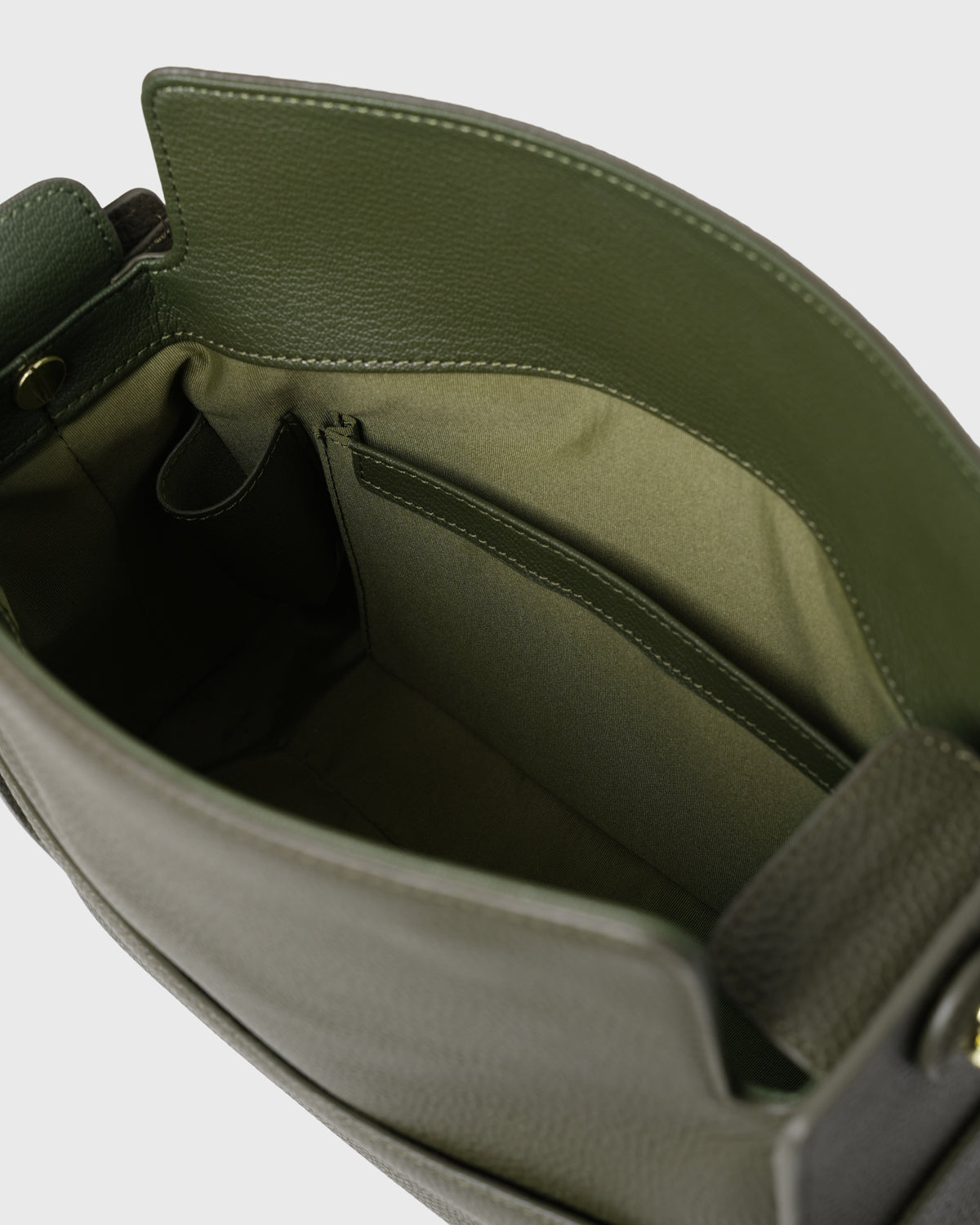 Luisa Hobo (Olive Leather)